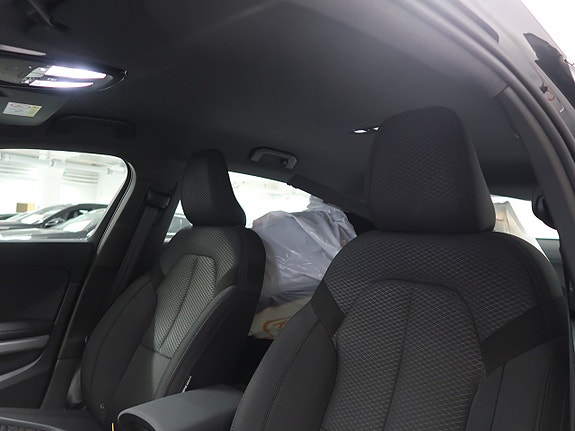 Polestar 2 25 of 30