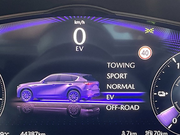 Mazda CX-60 27 of 29