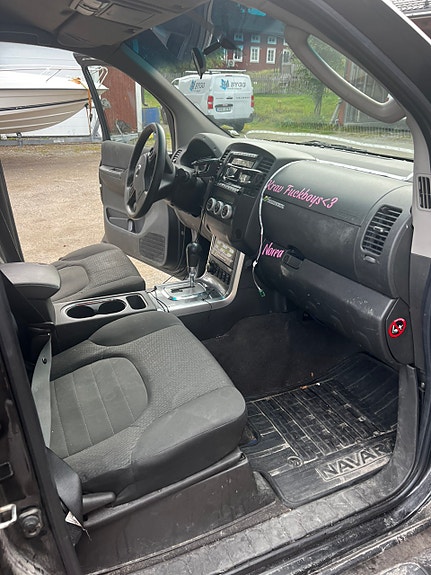 Nissan Navara 4 of 7