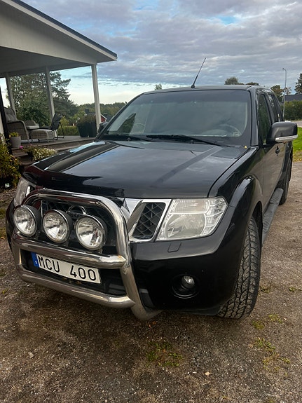 Nissan Navara 3 of 7