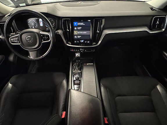 Volvo V60 22 of 29