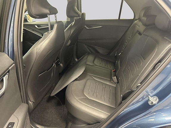 Kia Niro 9 of 16
