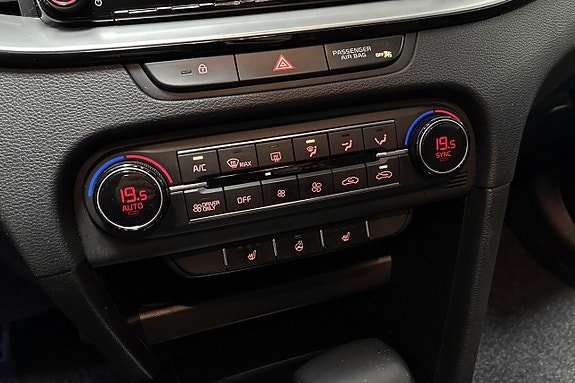 Kia Ceed 15 of 22