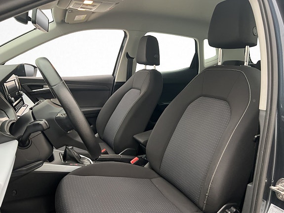 Seat Arona 11 of 30