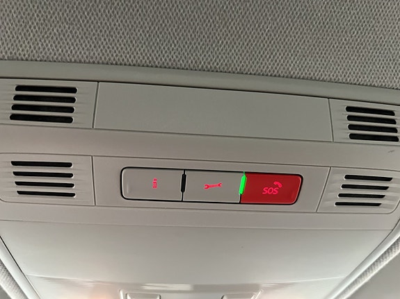 Seat Arona 18 of 30