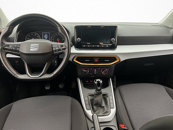 Seat Arona 12 of 30