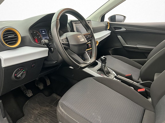Seat Arona 10 of 30