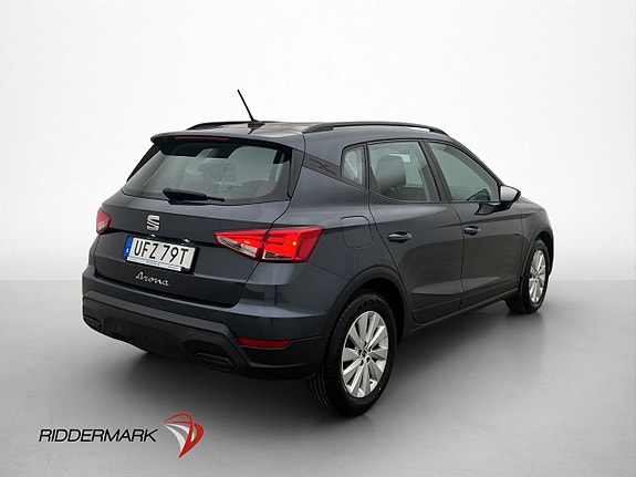 Seat Arona 8 of 30