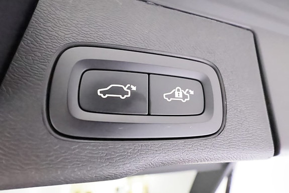 Volvo XC60 24 of 28