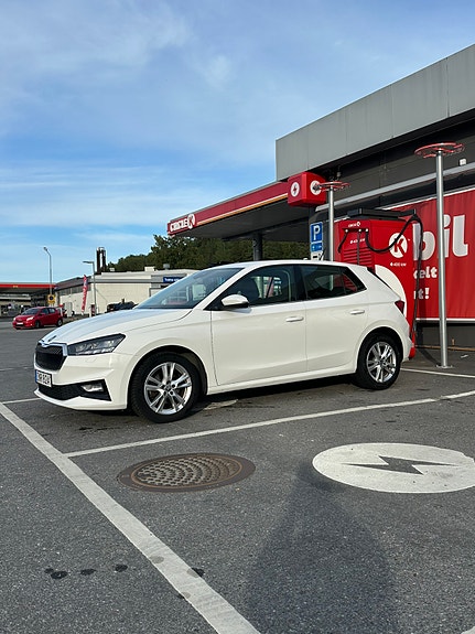Skoda Fabia 3 of 5
