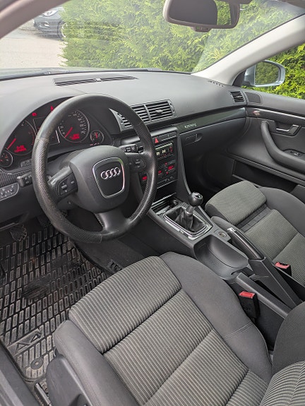 Audi A4 6 of 8