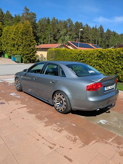 Audi A4 4 of 8