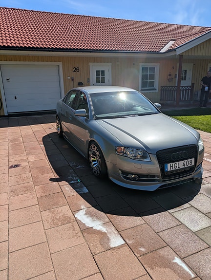 Audi A4 2 of 8