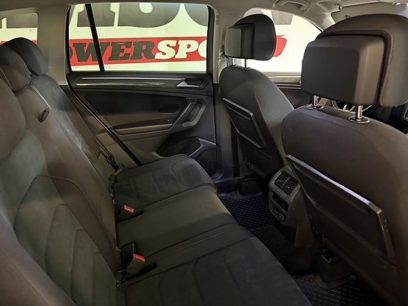 Volkswagen Tiguan 5 of 8