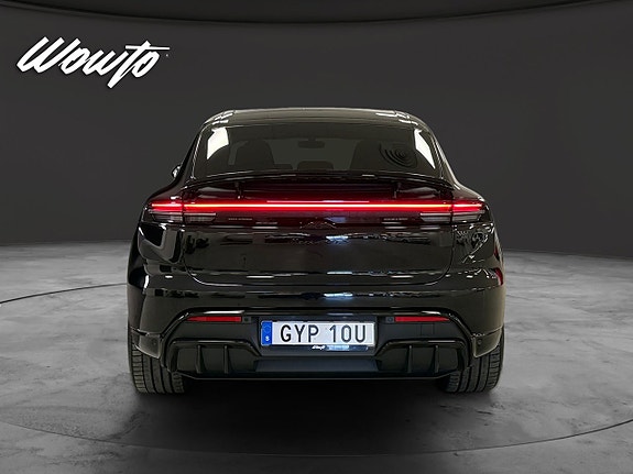 Porsche Macan GTS 5 of 17