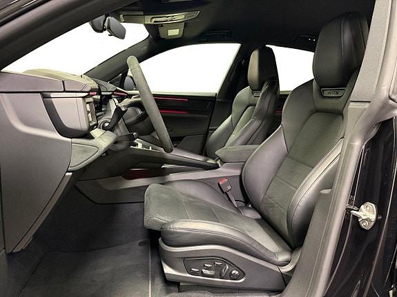 Porsche Macan GTS 8 of 17