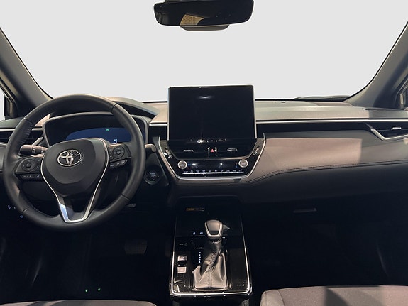 Toyota Corolla Cross 13 of 17