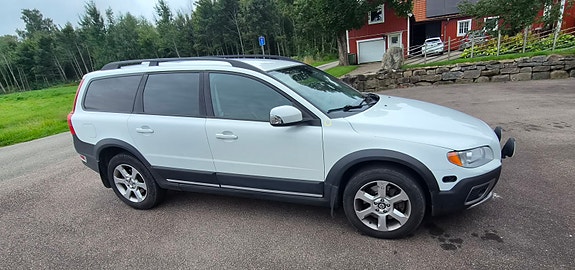 Volvo XC70 3 of 8