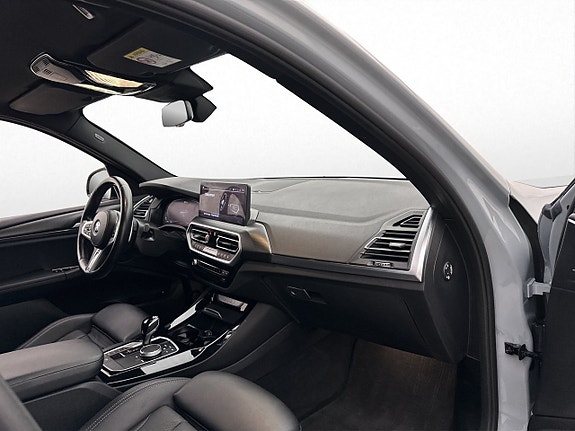BMW X3 26 of 30