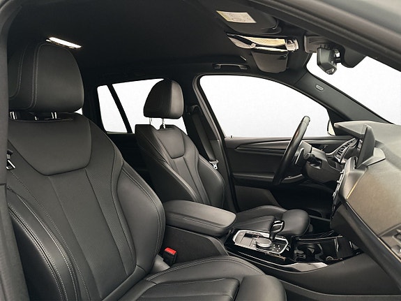 BMW X3 25 of 30