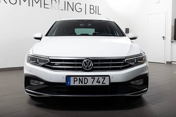 Volkswagen Passat 8 of 24