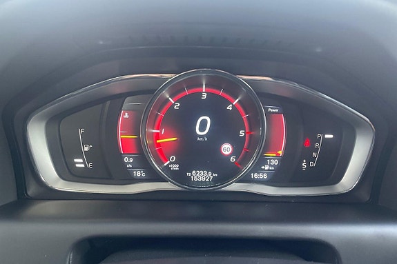 Volvo XC60 17 of 25