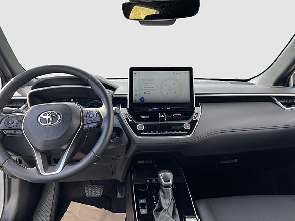 Toyota Corolla Cross 13 of 17