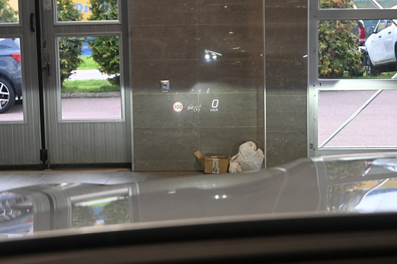 Mercedes-Benz GLC300 de 27 of 29