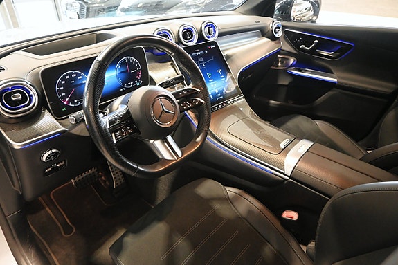 Mercedes-Benz GLC300 de 7 of 29