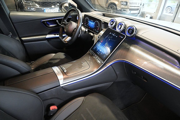 Mercedes-Benz GLC300 de 11 of 29
