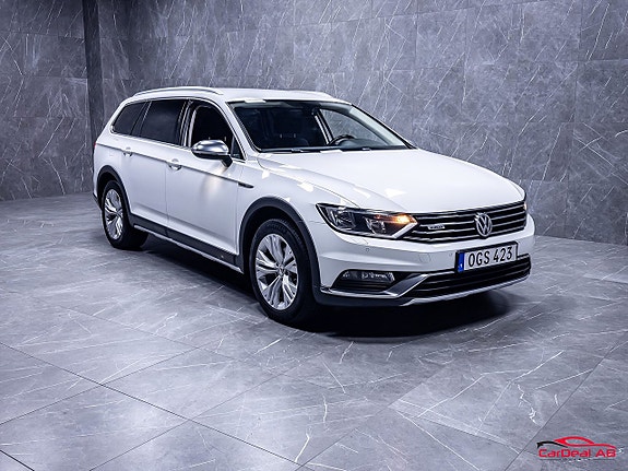 Volkswagen Passat Alltrack 9 of 27