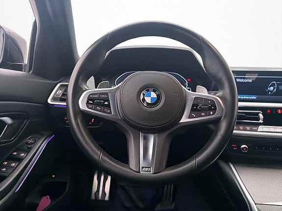 BMW 330e 23 of 30