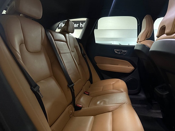 Volvo XC60 28 of 30