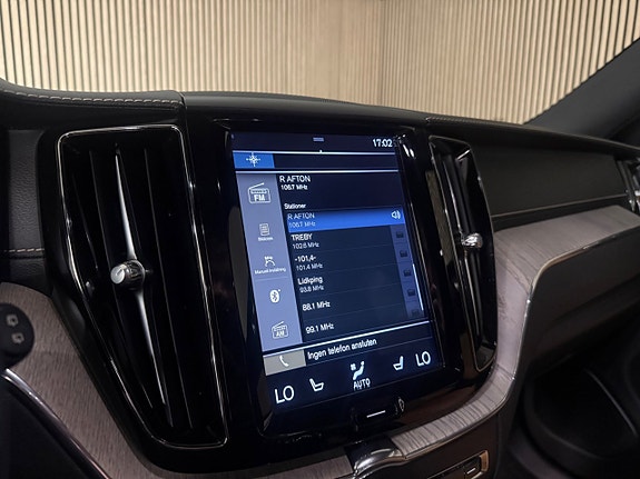 Volvo XC60 19 of 30