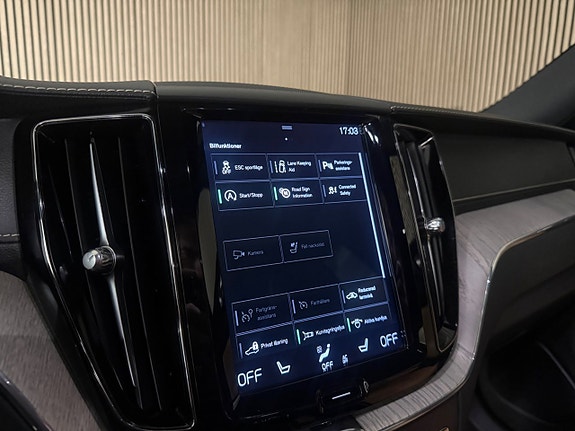 Volvo XC60 23 of 30