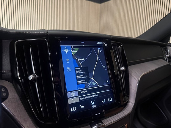 Volvo XC60 21 of 30