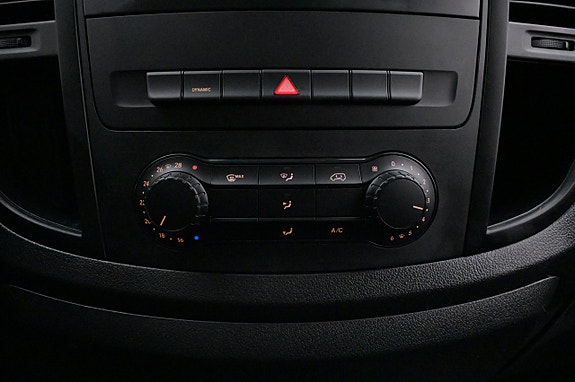 Mercedes-Benz eVito 112 17 of 27