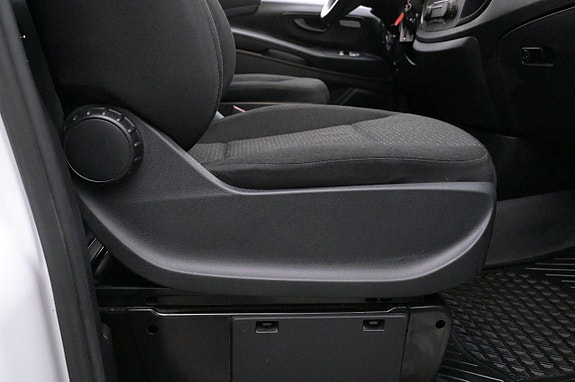 Mercedes-Benz eVito 112 16 of 27