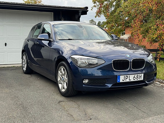 BMW 116i 4 of 7