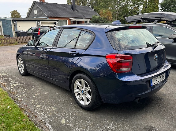 BMW 116i 5 of 7