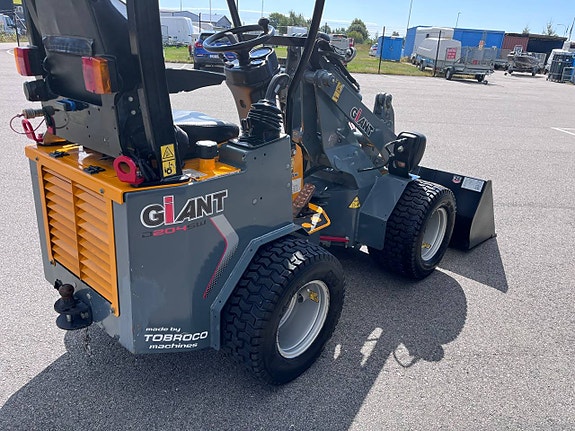 GIANT 204 SW - Minilastare 4 of 12