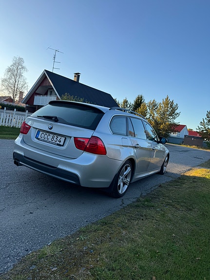BMW 325i 5 of 5