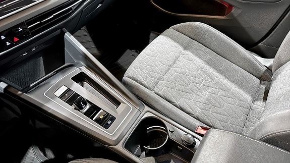 Volkswagen Golf I 16 of 19