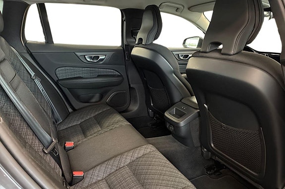 Volvo V60 9 of 21