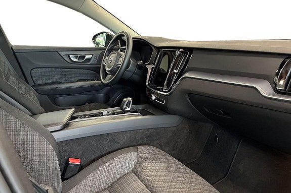 Volvo V60 7 of 21