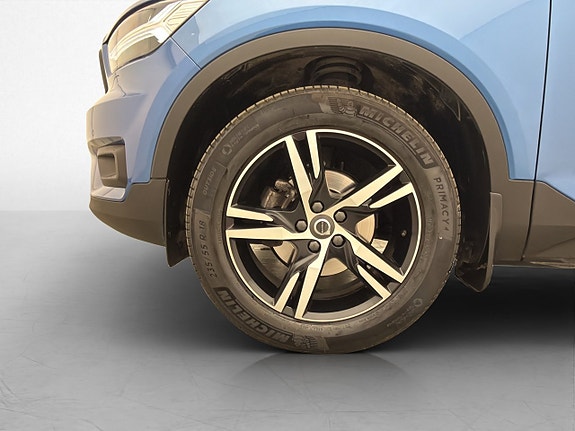 Volvo XC40 26 of 29