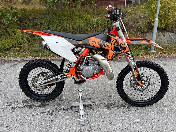 KTM 85 SX 2 of 8