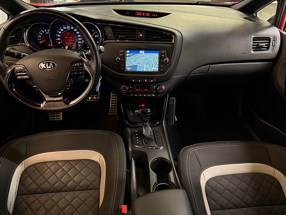 Kia Ceed 10 of 22