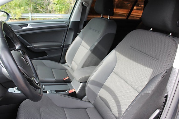 Volkswagen Golf I 6 of 10