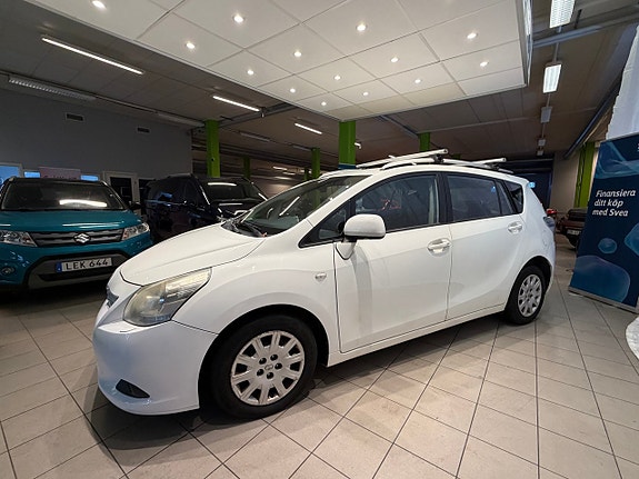 Toyota Verso 3 of 11